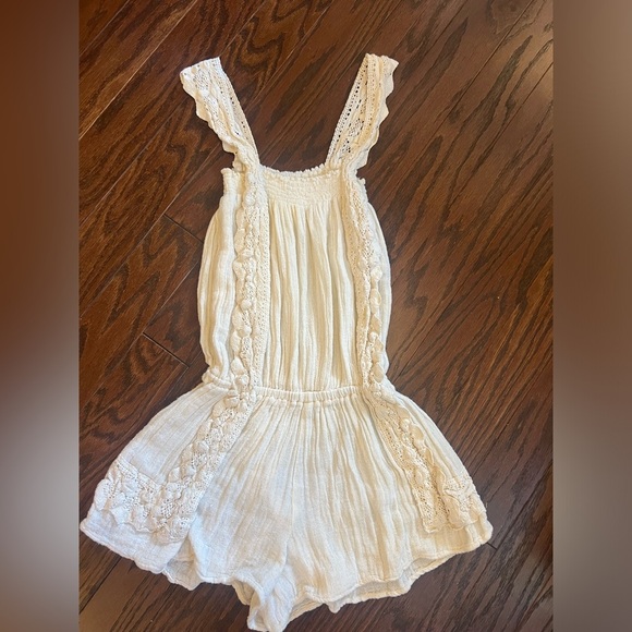 Jen’s pirate booty natural romper size S - Picture 1 of 4